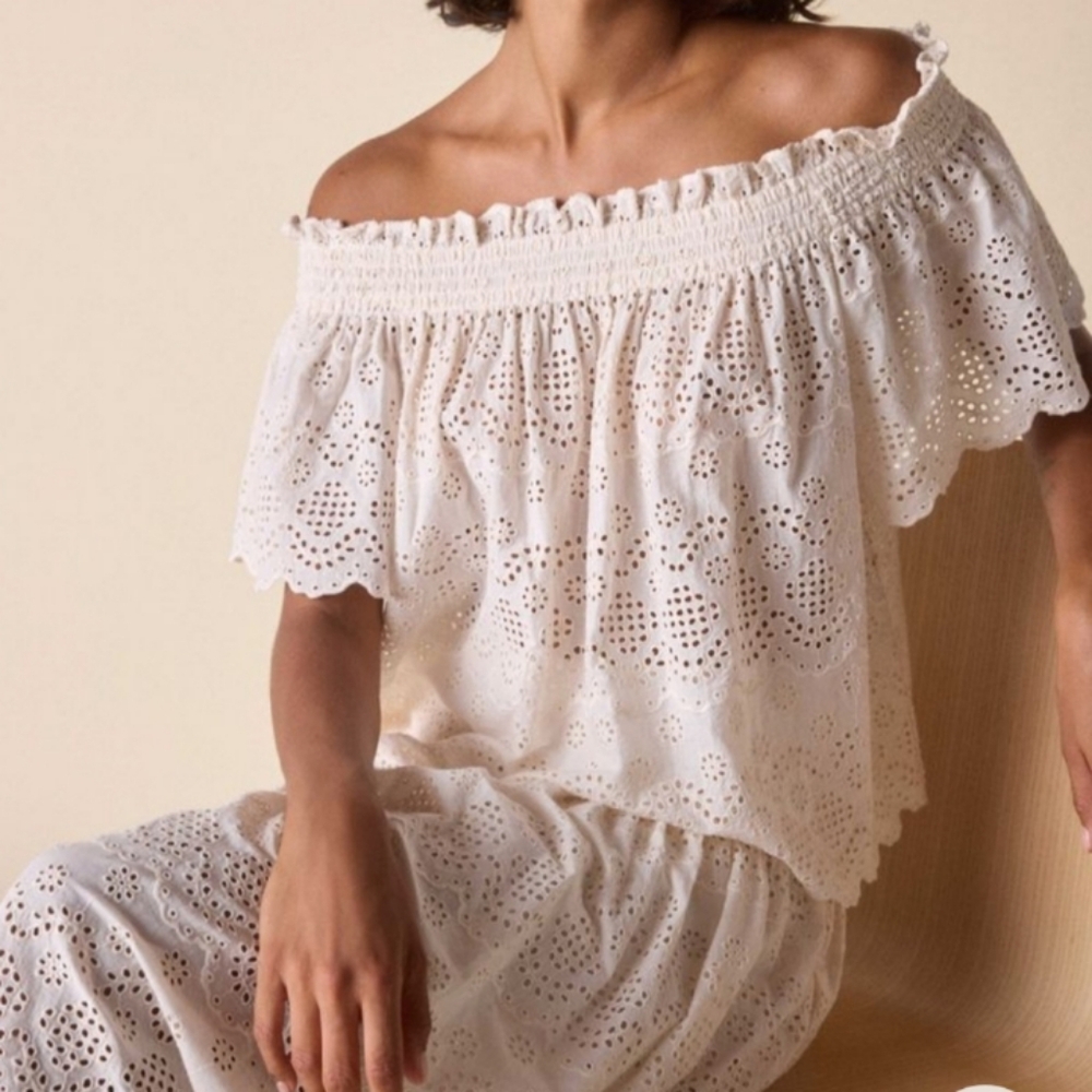 NWT St. Roche Beverly Top vanilla ivory eyelet off shoulder Elevated Top Vanilla